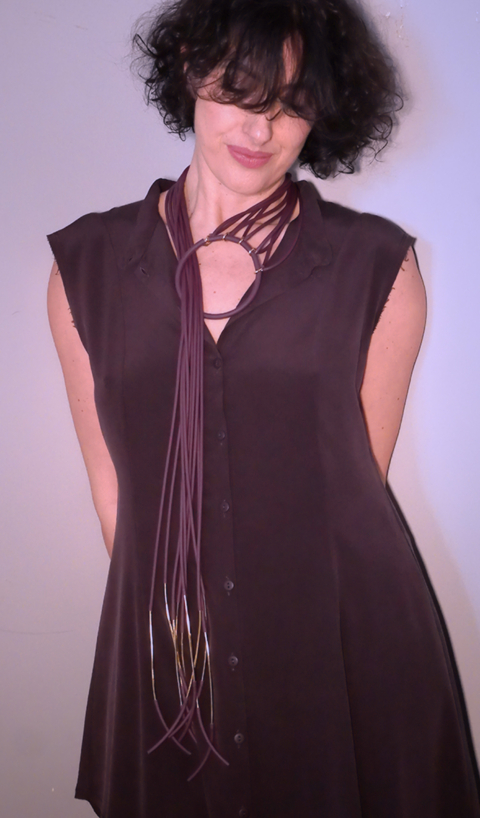 MIRIAM NORI – Collana foulard fili in caucciù